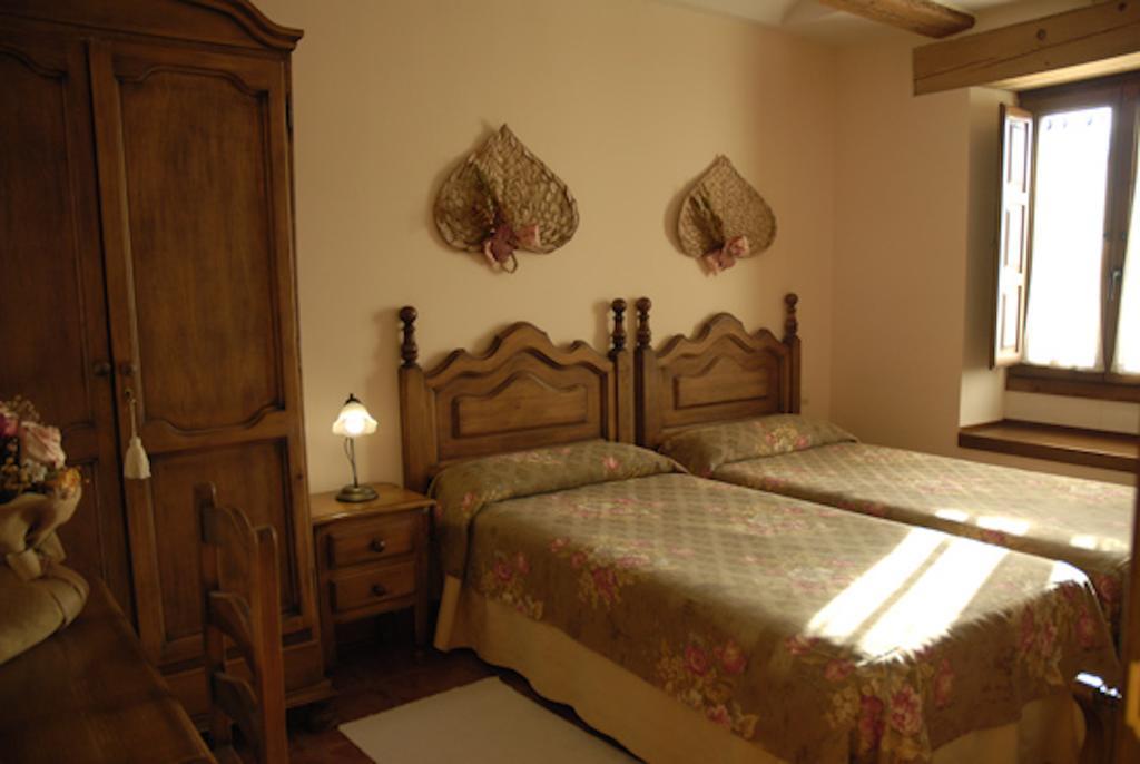 Parador De Santa Rita Molina de Aragon Exteriér fotografie