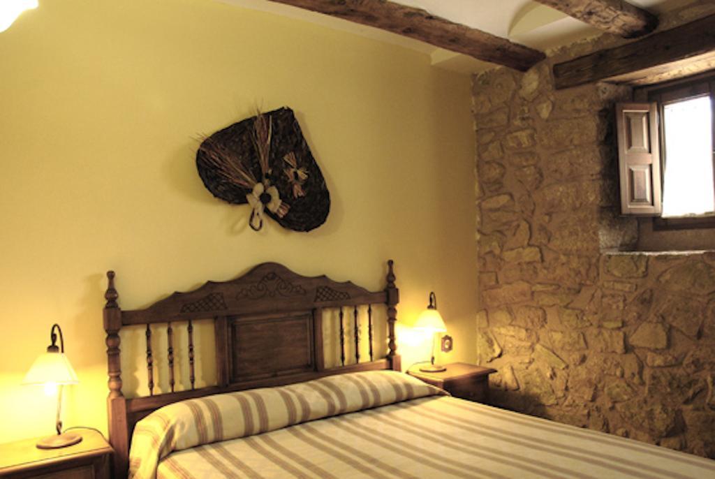 Parador De Santa Rita Molina de Aragon Exteriér fotografie